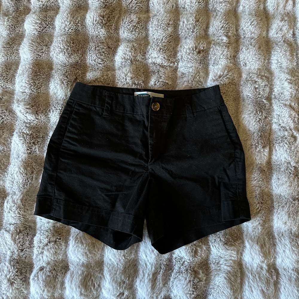 Old Navy Black 5in Everyday Short- Size 0
